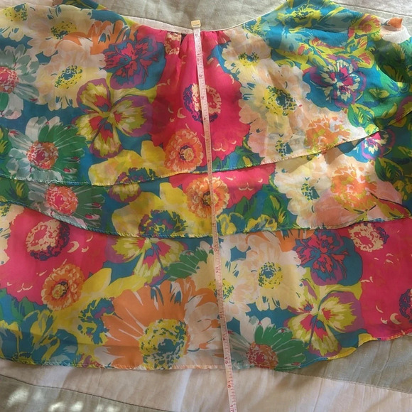 Sofia Sofia vergara floral tank top size L (see measurements in photos) - Picture 9 of 9
